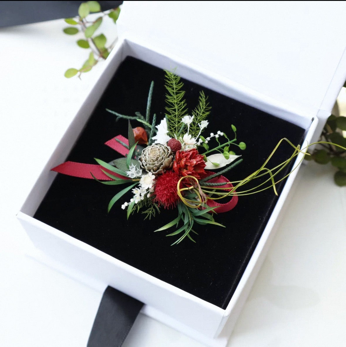 【Red roses】The Epoch Collection - Purely handmade custom preserved flower ring