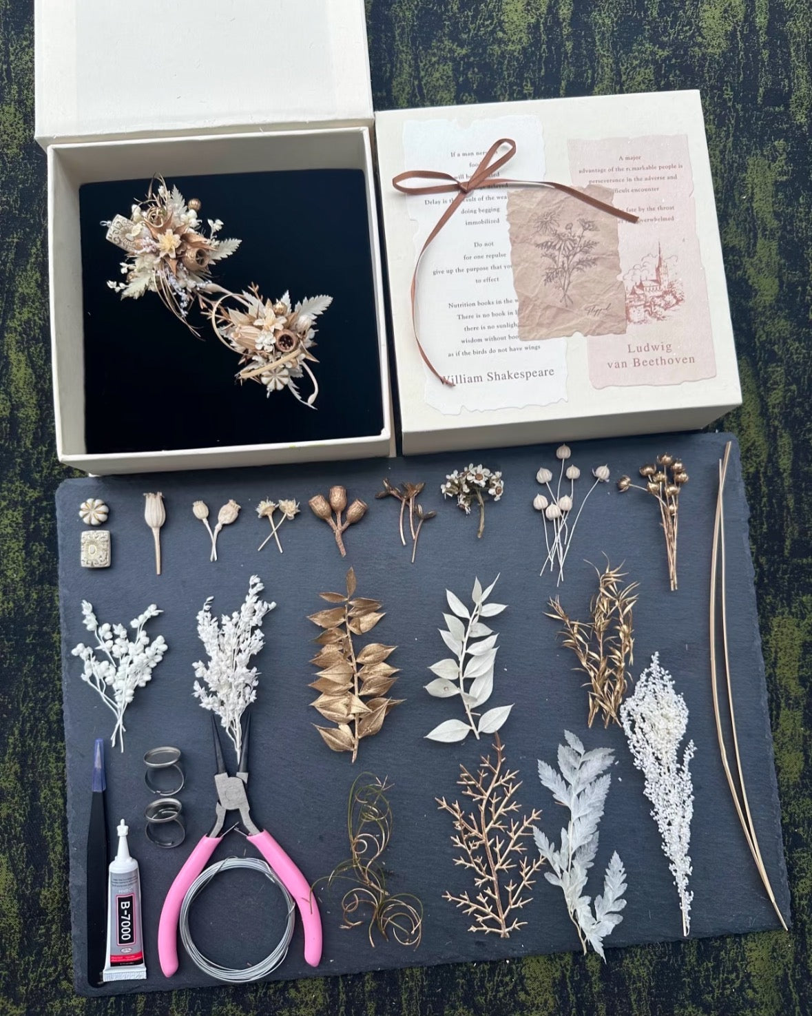 【DIY】-Gilded Years - Everlasting Flower Ring Material Kit(White&Gold)