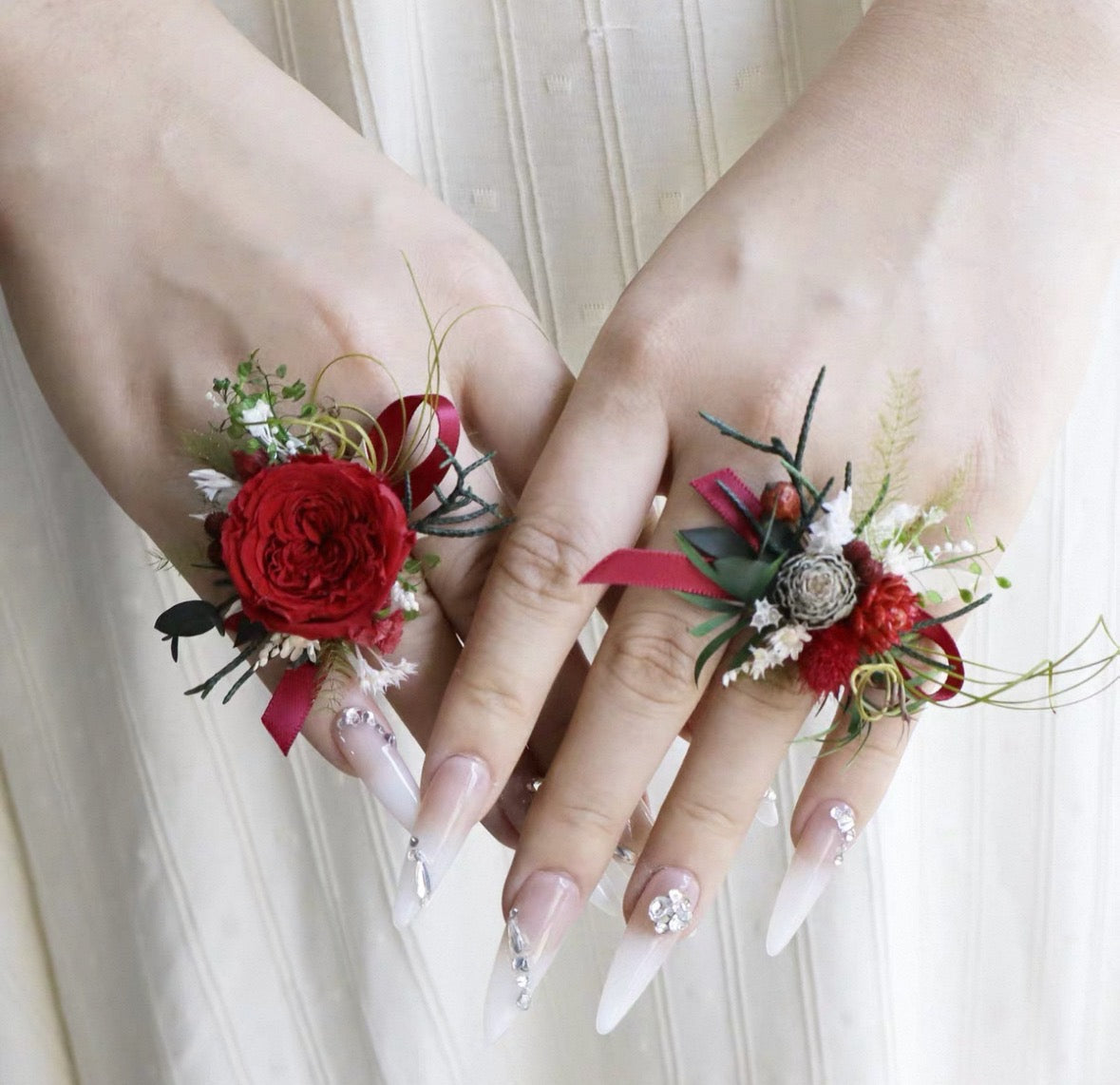 【Red roses】The Epoch Collection - Purely handmade custom preserved flower ring
