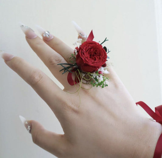 【Red roses】The Epoch Collection - Purely handmade custom preserved flower ring
