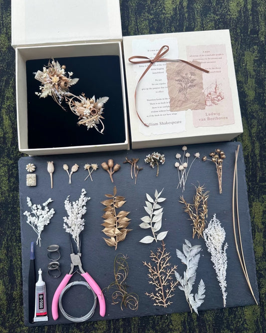 【DIY】-Gilded Years - Everlasting Flower Ring Material Kit（White&Gold）